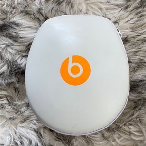 Limited Edition Neon Orange Beats by Dre